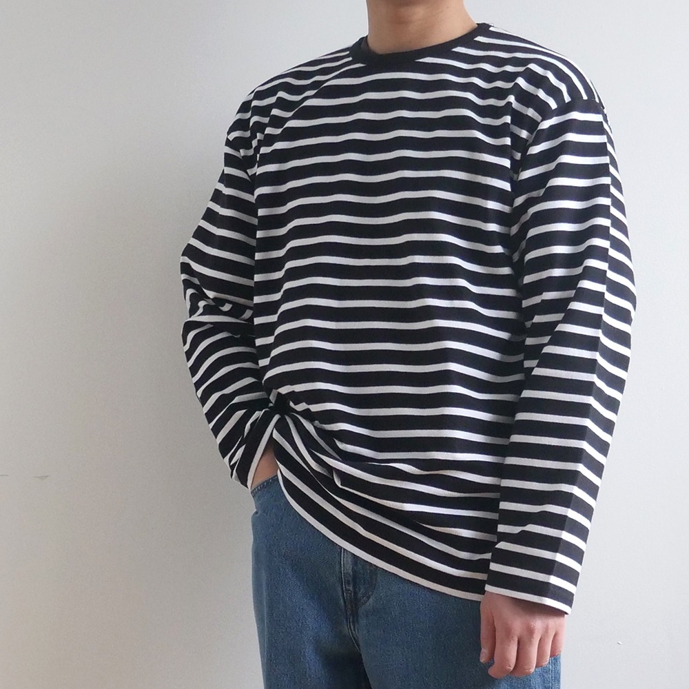 [Steady Every Wear]  Long Sleeved Striped T-shirts Black