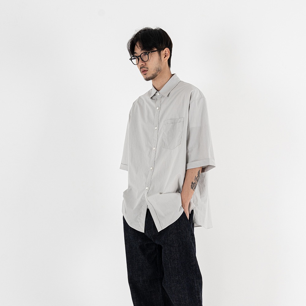[Ourselves]  Typewriter Relaxed Half Shirts Silver
